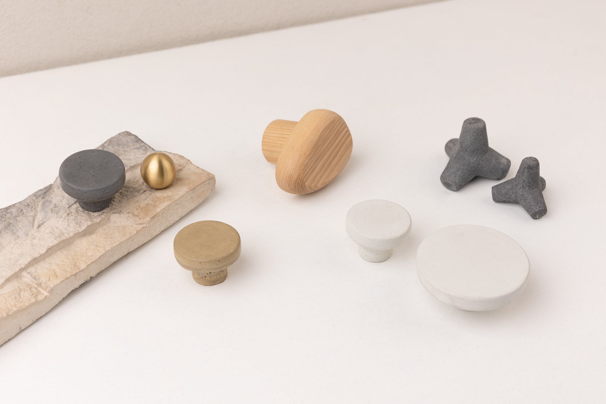 Furniture knobs