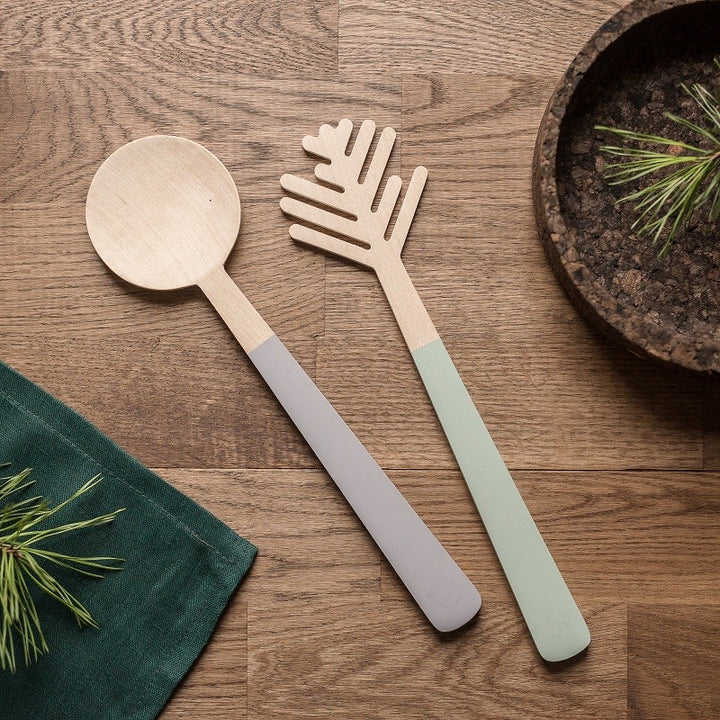 Serving Salad Tools