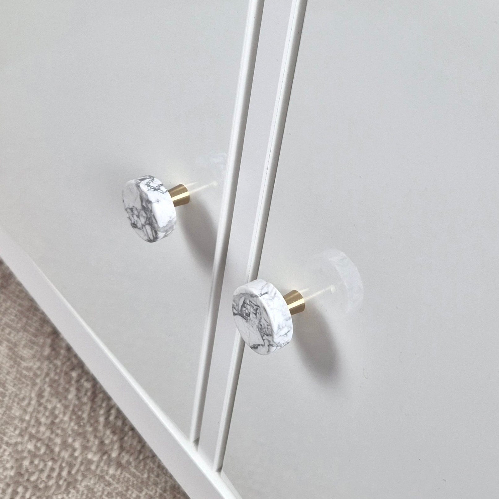 Marble cabinet knob on IKEA Kallax