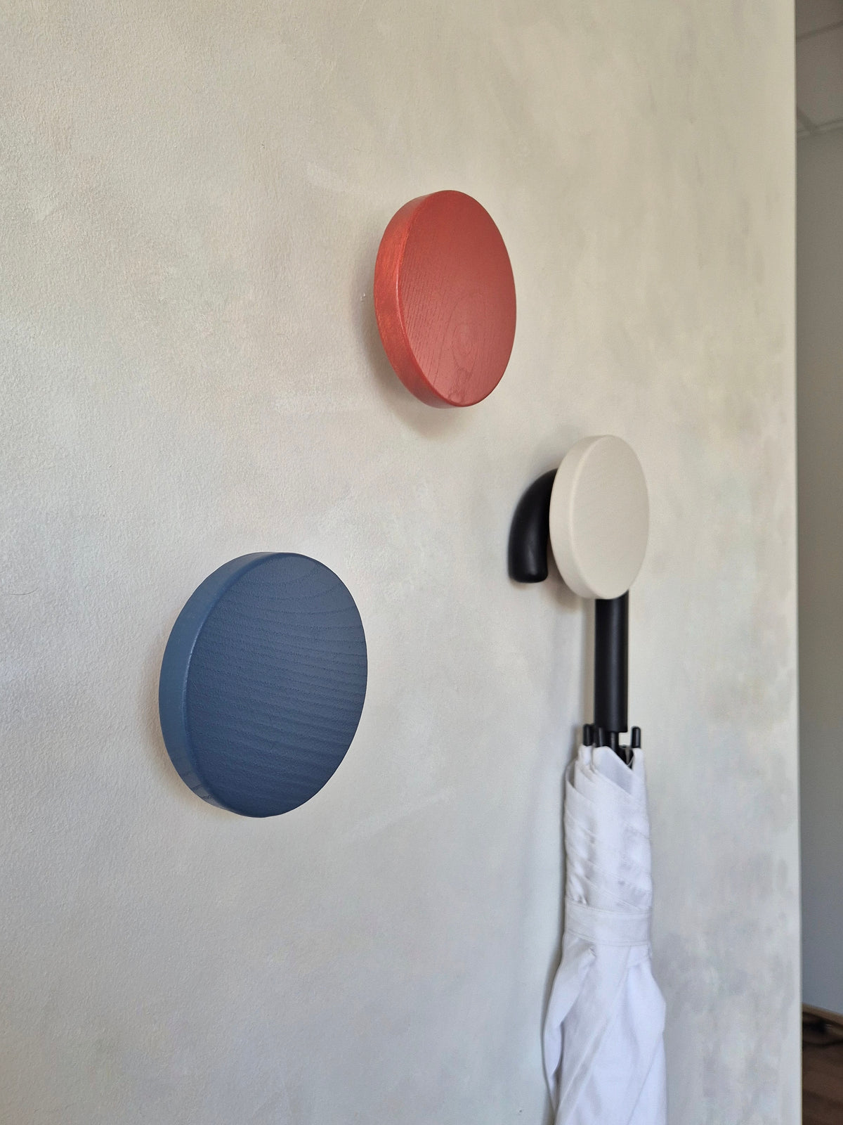 Wall hook DOT