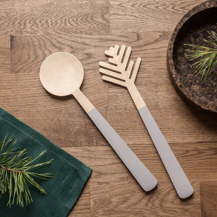 Unique salad tongs