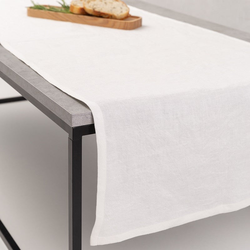 Linen table runner white