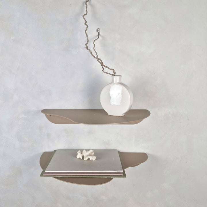 Small wavy wall shelves